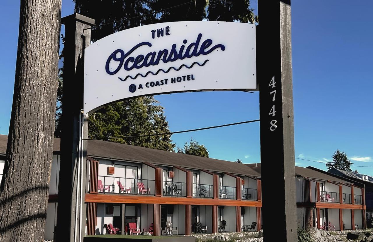 The Oceanside, A Coast Hotel Sechelt Exterior photo